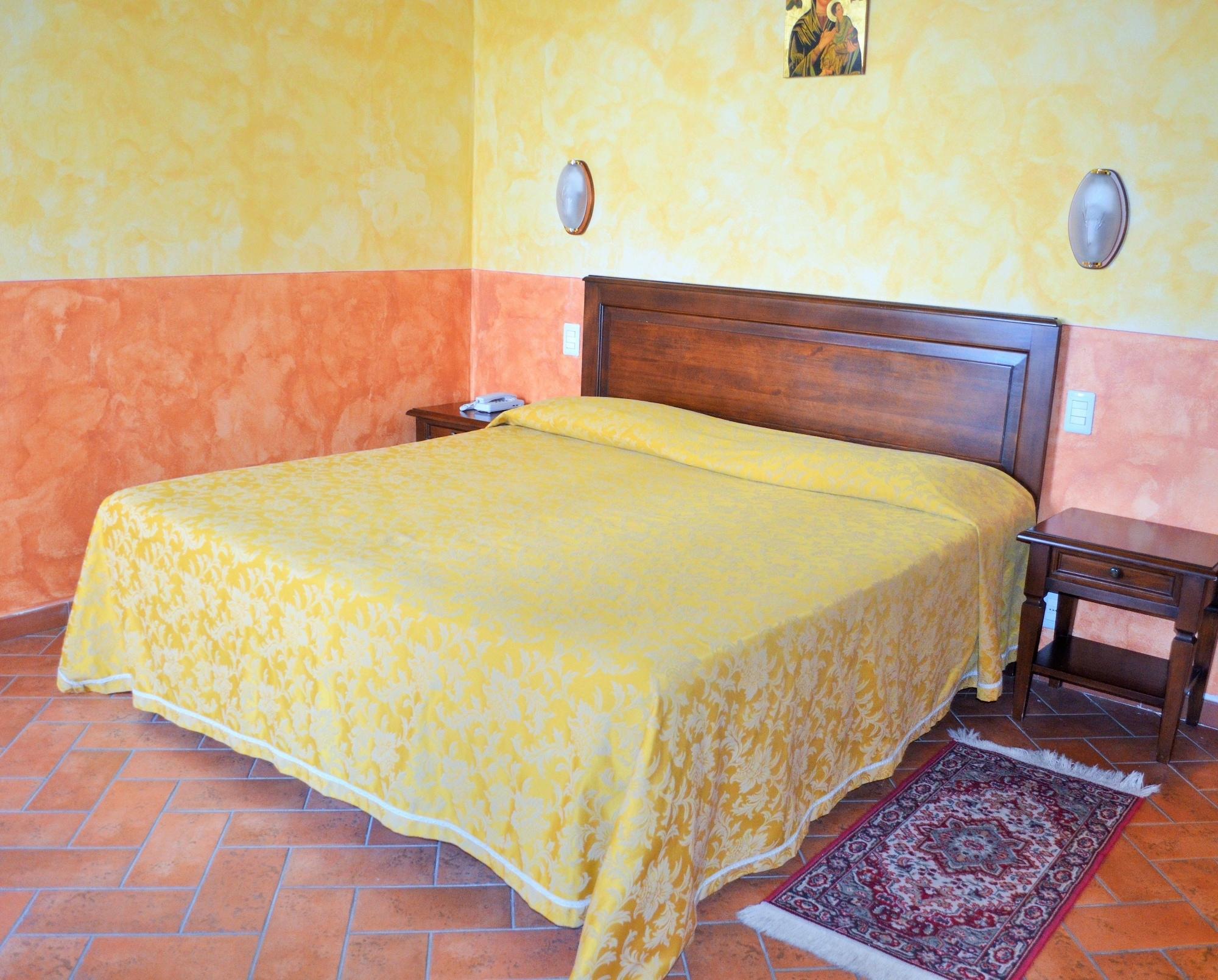 Hotel Oasi Neumann Cortona Exterior foto