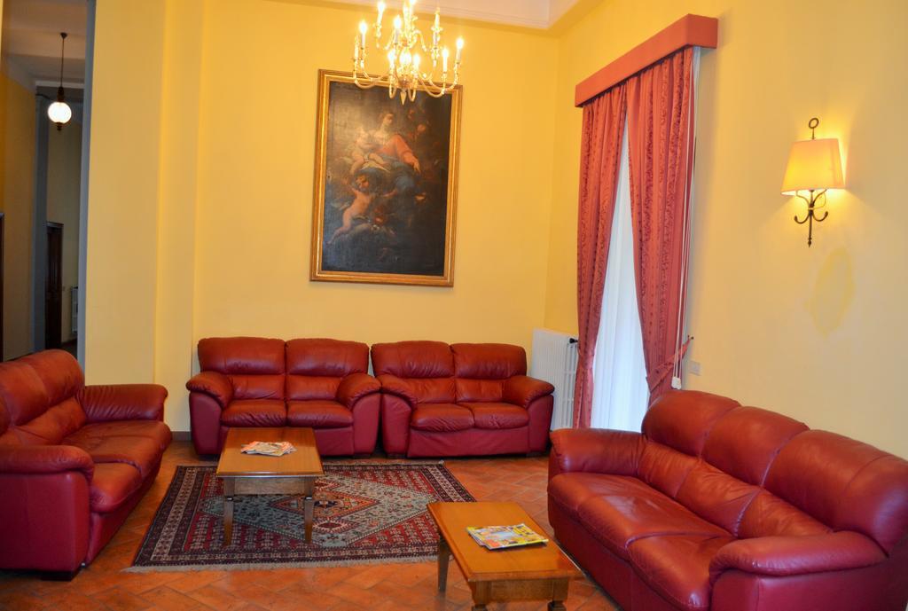 Hotel Oasi Neumann Cortona Exterior foto