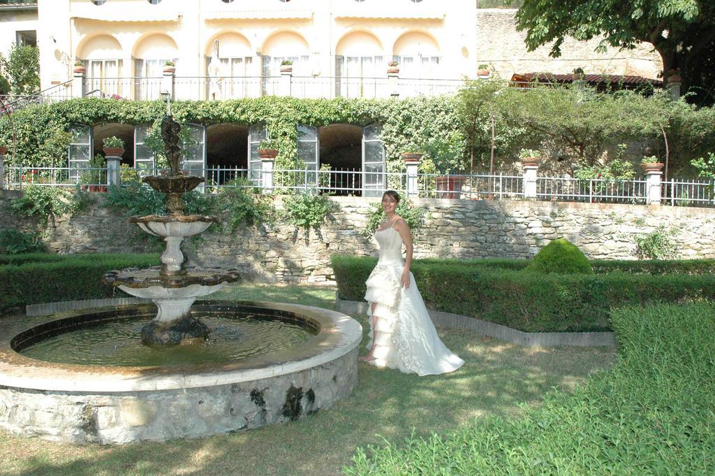 Hotel Oasi Neumann Cortona Exterior foto